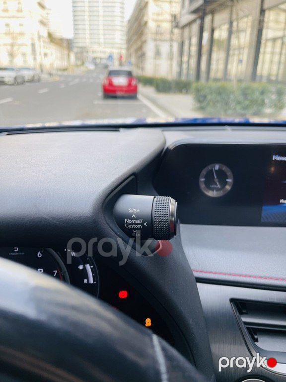 Lexus UX 250h, 2.0 L, 2020 il, 107 000 km — Avtomobillər, Bakı (5)