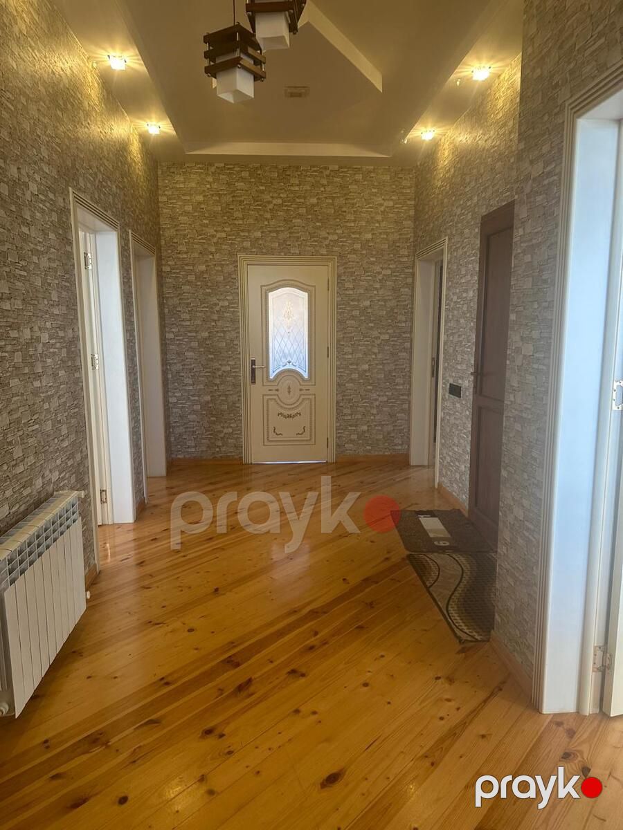 Satılır 4 otaqlı həyət evi/bağ evi 200 m² — Ev, villa, Bakı (2)