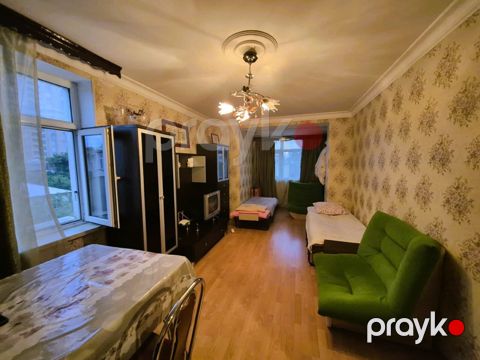 Satılır 1 otaqlı köhnə tikili 32 m² — Bakı