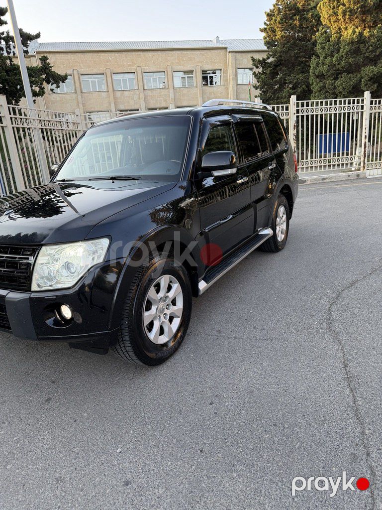 Mitsubishi Pajero, 3.5 L, 2011 il, 228 000 km — Avtomobillər, Bakı (9)