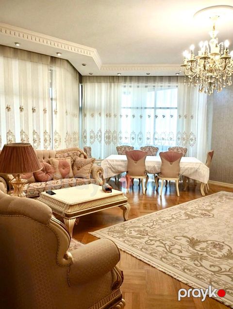 İcarəyə verilir 5 otaqlı yeni tikili 220 m² — Bakı