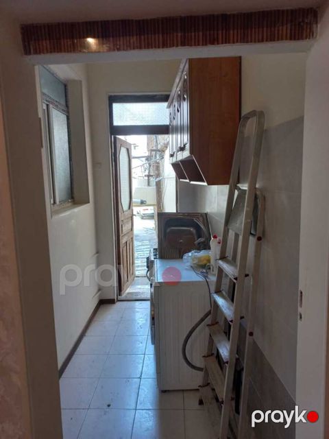 İcarəyə verilir 2 otaqlı köhnə tikili 70 m² — Bakı