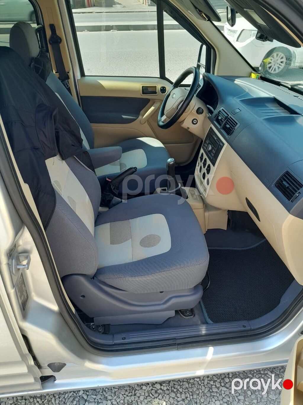 Ford Tourneo Connect (gümüş rəng) - Kuzov: 5 qapılı miniven, arxa — Avtomobillər, Digah (3)
