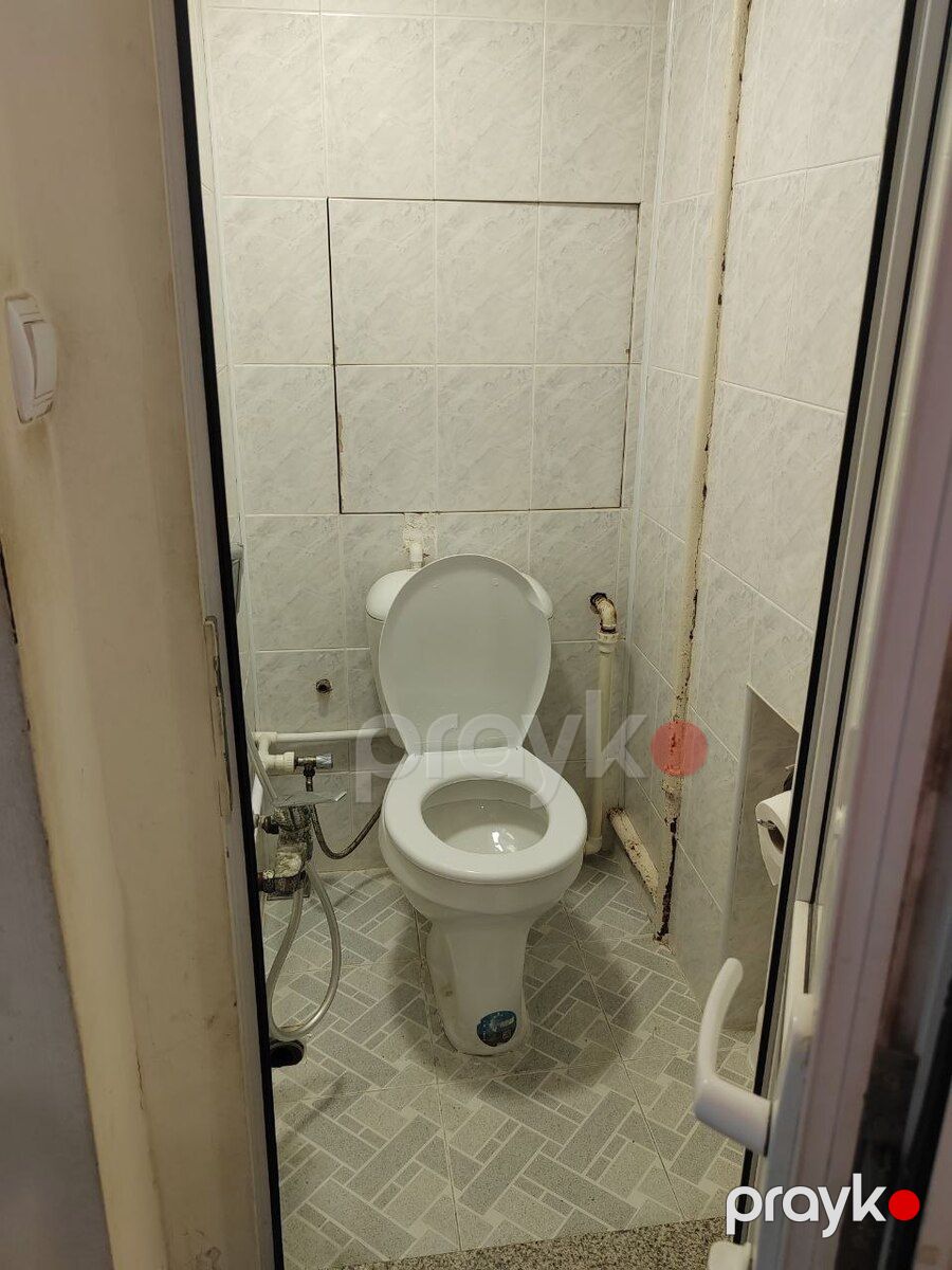 İcarəyə verilir 2 otaqlı köhnə tikili 75 m² — Mənzil, Bakı (11)