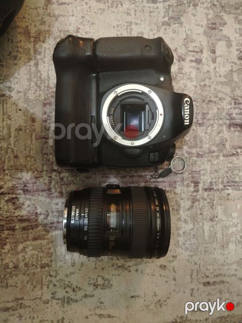 Satılır: Dslr fotoaparat dəsti 1) Canon EOS 60D gövdə + Canon EF — Bakı