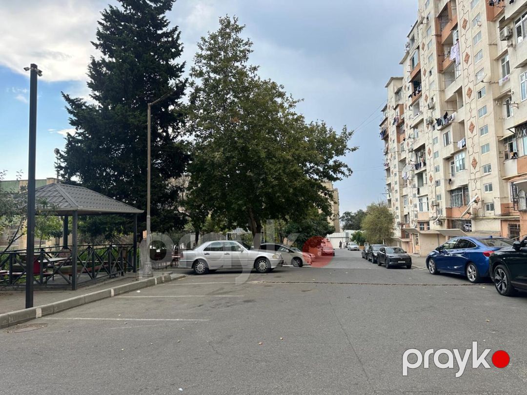 Satılır 3 otaqlı köhnə tikili 74 m² — Mənzil, Bakı (2)