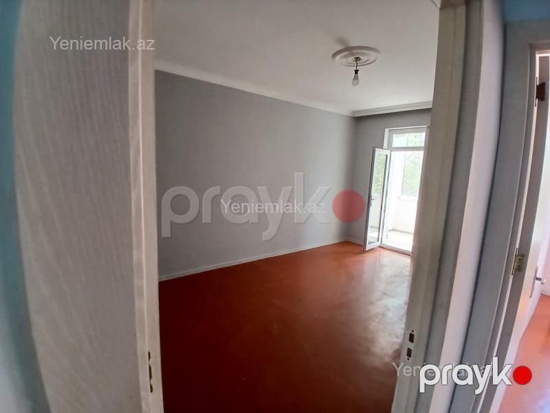 Satılır 3 otaqlı Bina evi menzil (Köhnə tikili), 70 m², 8-ci mikrorayon — Mənzil, Sumqayıt (2)