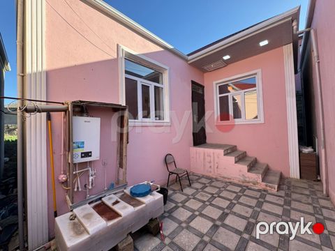 Həyət evi, Binəqədi qəs — Bakı