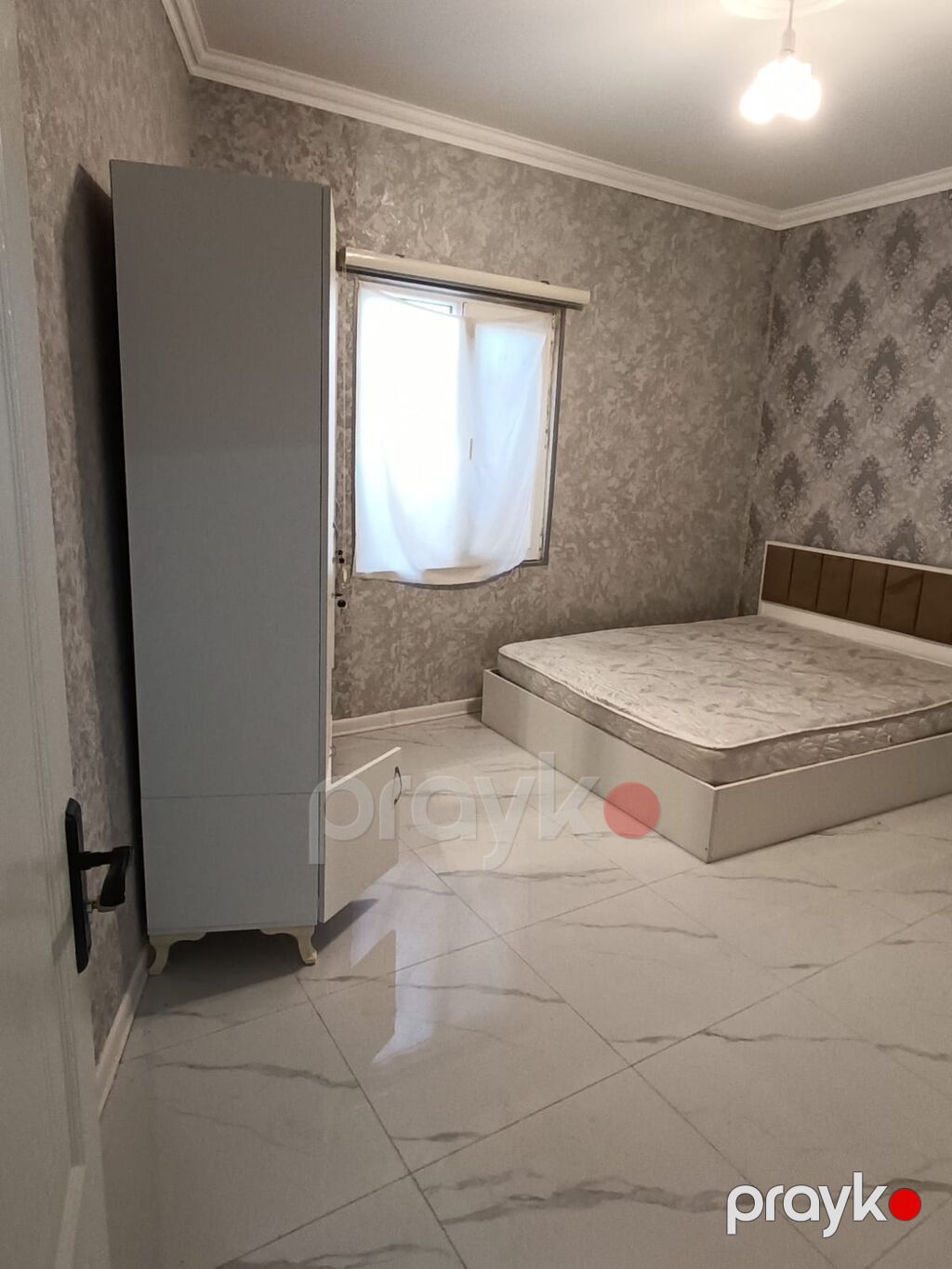2 otaqlı mənzil – işıqlı və səliqəli planlama - Geniş zal: divar — Mənzil, Digah (5)