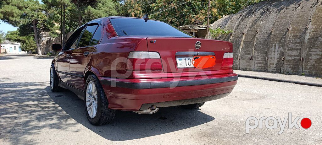 BMW 318, 1.8 L, 1993 il, 350 000 km — Avtomobillər, Bakı (7)