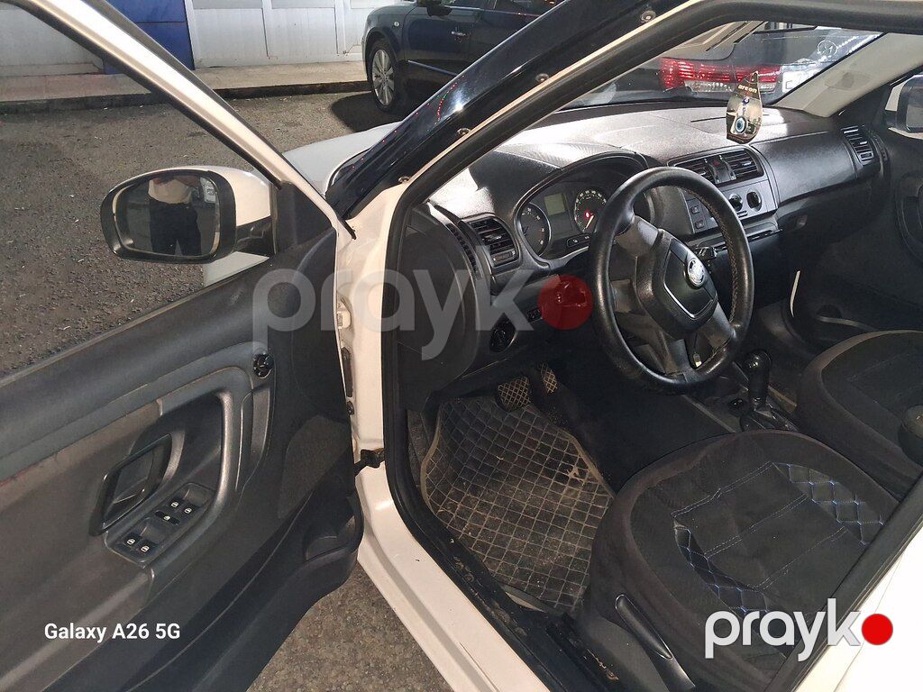 Skoda Fabia, 1.6 L, 2011 il, 322 500 km — Avtomobillər, Lənkəran (5)