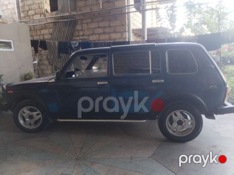 VAZ (Lada) 4x4 Niva: 1.7 l Ofrouder/SUV — Gəncə