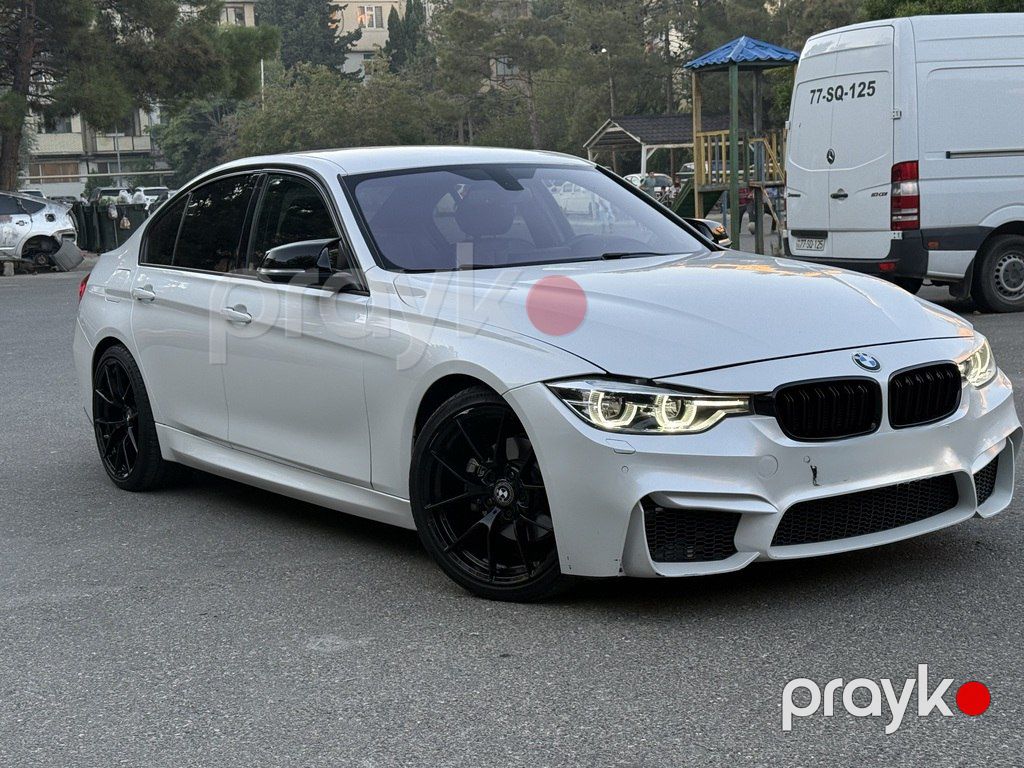 BMW 330, 2.0 L, 2016 il, 180 230 km — Avtomobillər, Bakı (7)