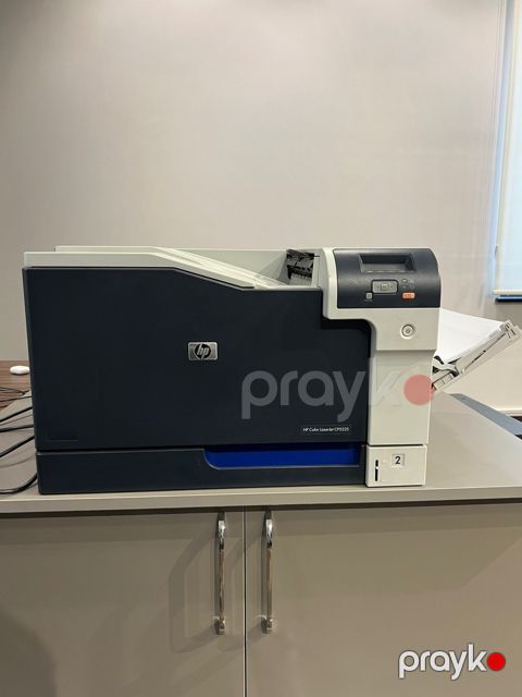 Printer HP Color LaserJet CP5225 — Bakı