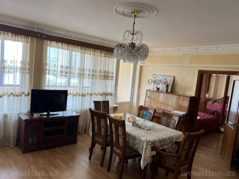 Kirayə verilir 2 otaqlı Mənzil Köhnə tikili 90 m² Bakı, Xətai r — Mənzil, Bakı (5)