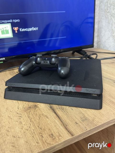 Sony PlayStation 4 Slim oyun konsolu Xüsusiyyətlər: - Modellər — Xırdalan