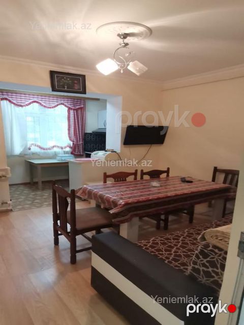 Satılır 4 otaqlı Bina evi menzil (Köhnə tikili), 90 m², Xətai rayonu — Bakı