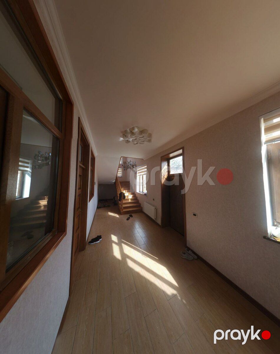 Satılır 8 otaqlı həyət evi/bağ evi 340 m² — Ev, villa, Bakı (7)