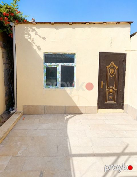 Satılır 2 otaqlı həyət evi/bağ evi 65 m² — Bakı