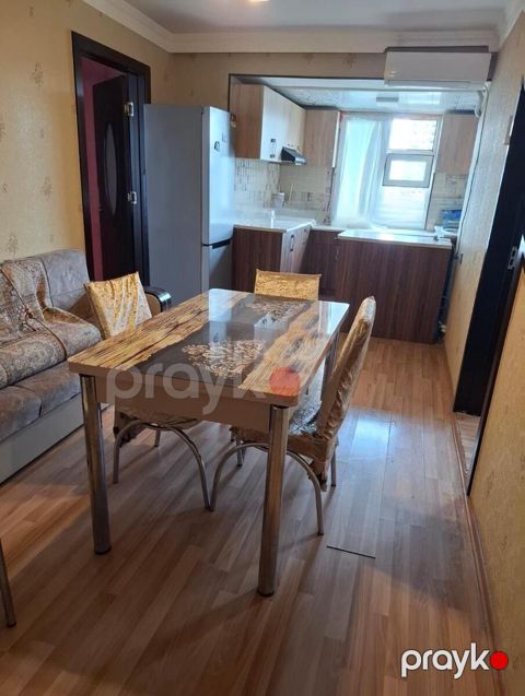 İcarəyə verilir 3 otaqlı köhnə tikili 60 m² — Bakı