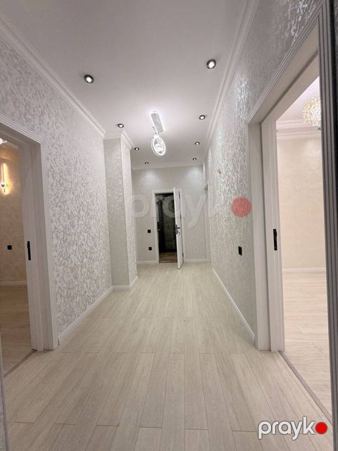 Satılır 3 otaqlı yeni tikili 105 m²