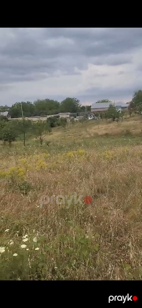 4 sot torpaq sahəsi, Qəbələ r — Qəbələ
