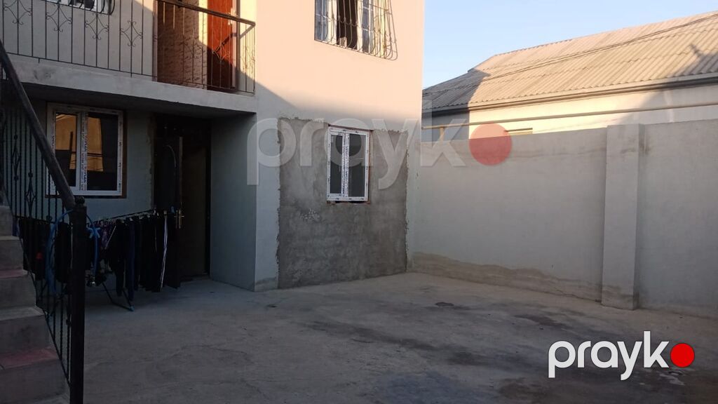 100 kv. m, 3 otaqlı, Kombi, Qaz, İşıq — Ev, villa, Bakı (3)