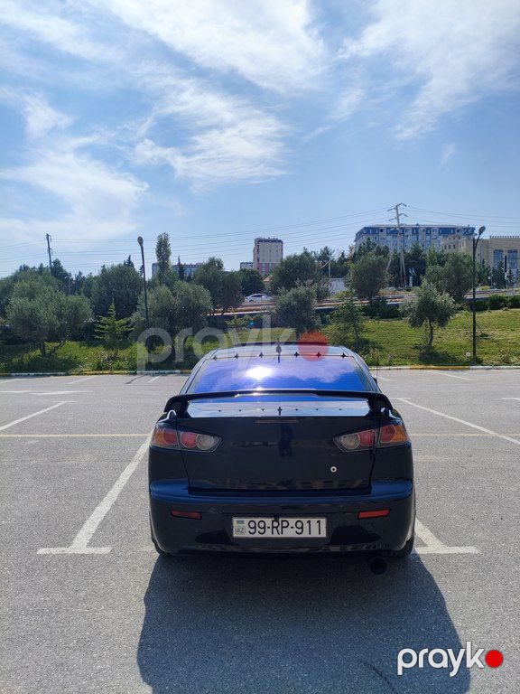 Mitsubishi Lancer, 2.0 L, 2010 il, 350 000 km — Avtomobillər, Bakı (2)