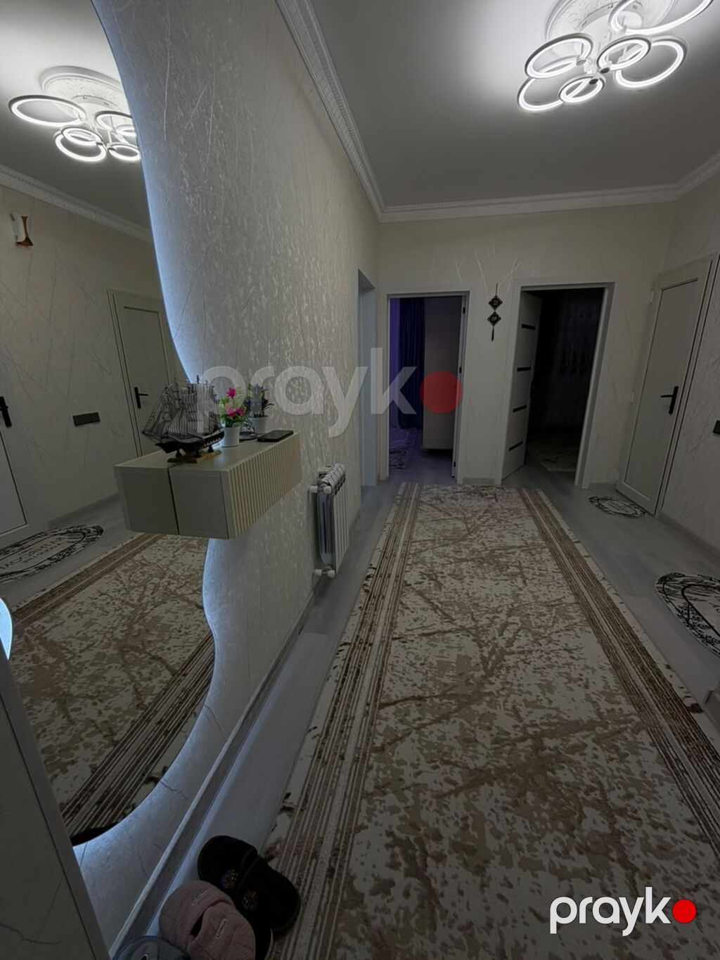 Yeni ramanada əsas yola 5 dəyqəlik məsafədə yerləşir.Şəxsi tikilidi 8 — Ev, villa, Bakı (5)