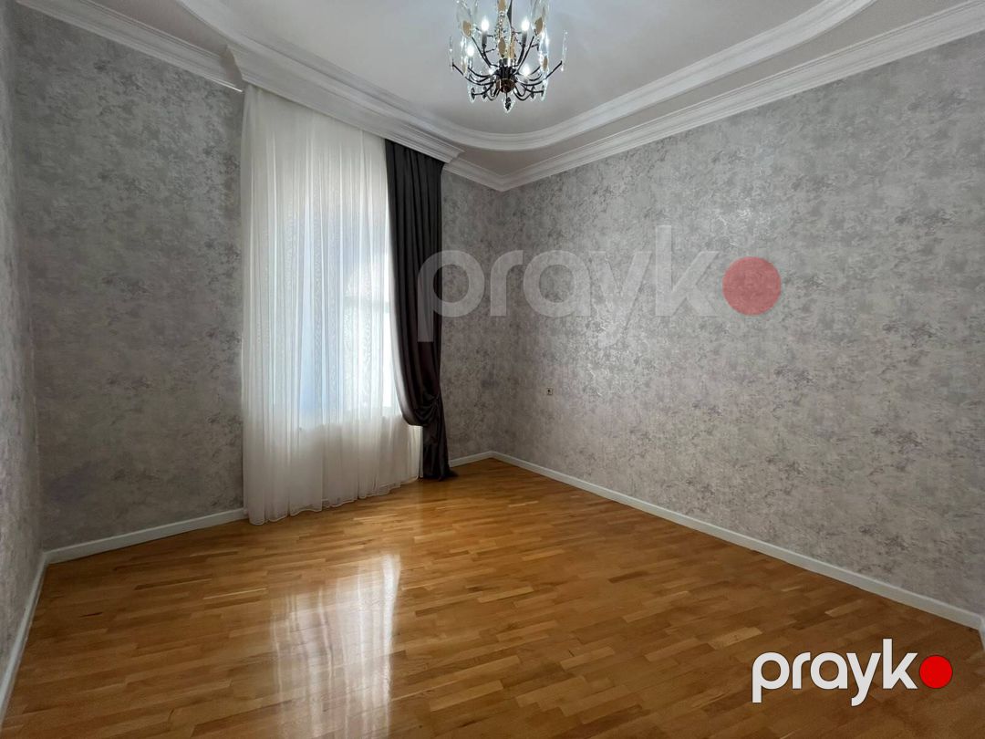 Satılır 8 otaqlı həyət evi/bağ evi 450 m² — Ev, villa, Bakı (11)