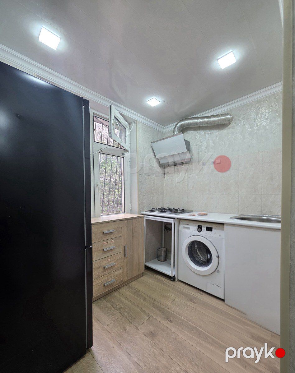 Satılır 2 otaqlı köhnə tikili 55 m² — Mənzil, Bakı (7)