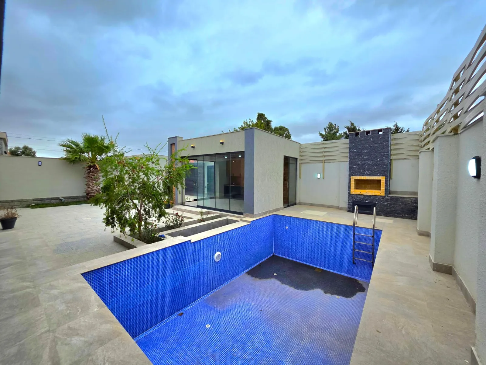 Mərdəkan, 4 otaqlı Həyət evi satılır - 160 m², 1 mərtəbə, 4 sot — Ev, villa, Bakı (2)