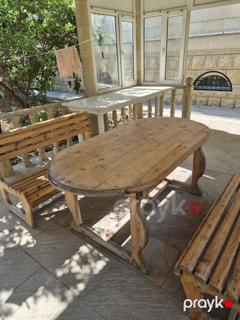 Masa və oturacaqlar — Bakı