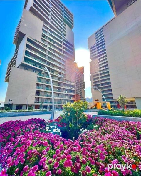 Satılır 2 otaqlı yeni tikili 108 m² — Bakı