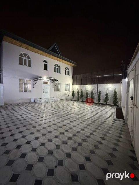 Satılır 7 otaqlı həyət evi/bağ evi 250 m² — Bakı