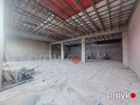 Satılır obyekt 400 m² — Bakı