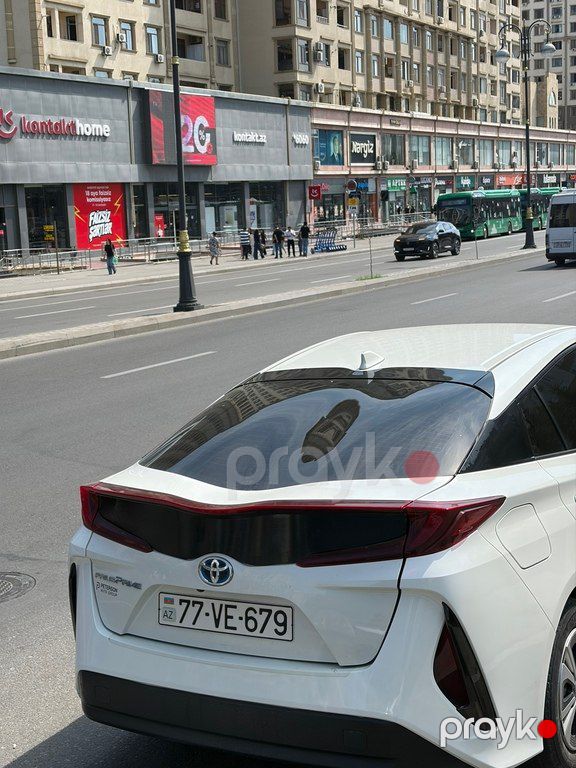 Toyota Prius Prime, 1.8 L, 8.8 kWh, 2017 il, 225 000 km — Avtomobillər, Bakı (4)