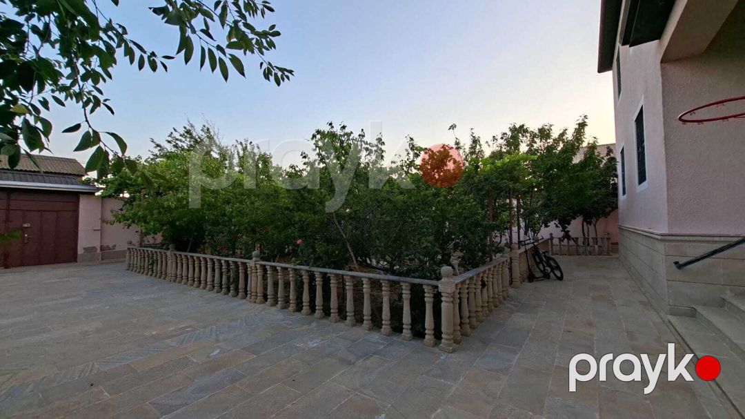 Satılır 7 otaqlı həyət evi/bağ evi 250 m² — Ev, villa, Bakı (2)