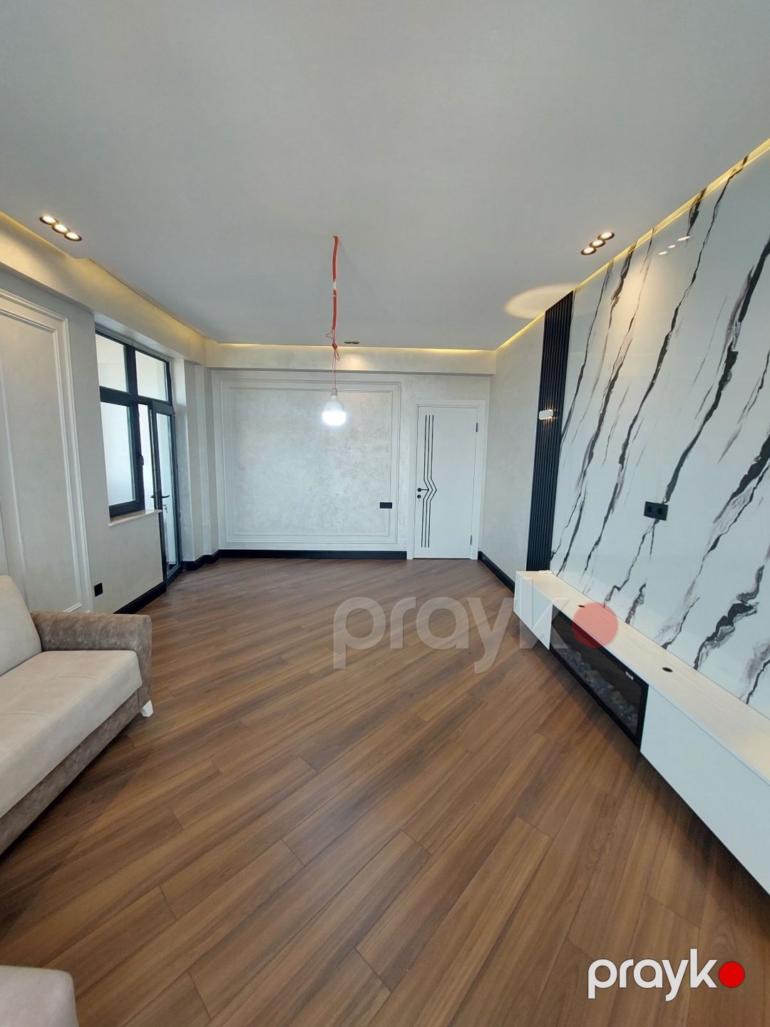 3-otaqlı yeni tikili kirayə verilir, Bakıxanov qəs., 90 m² — Mənzil, Bakı (2)