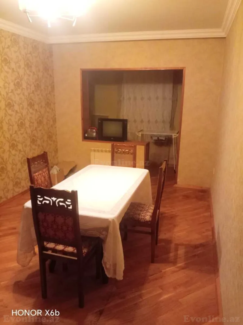 Satılır 3 otaqlı Mənzil Köhnə tikili 85 m² Bakı, Xətai r — Bakı