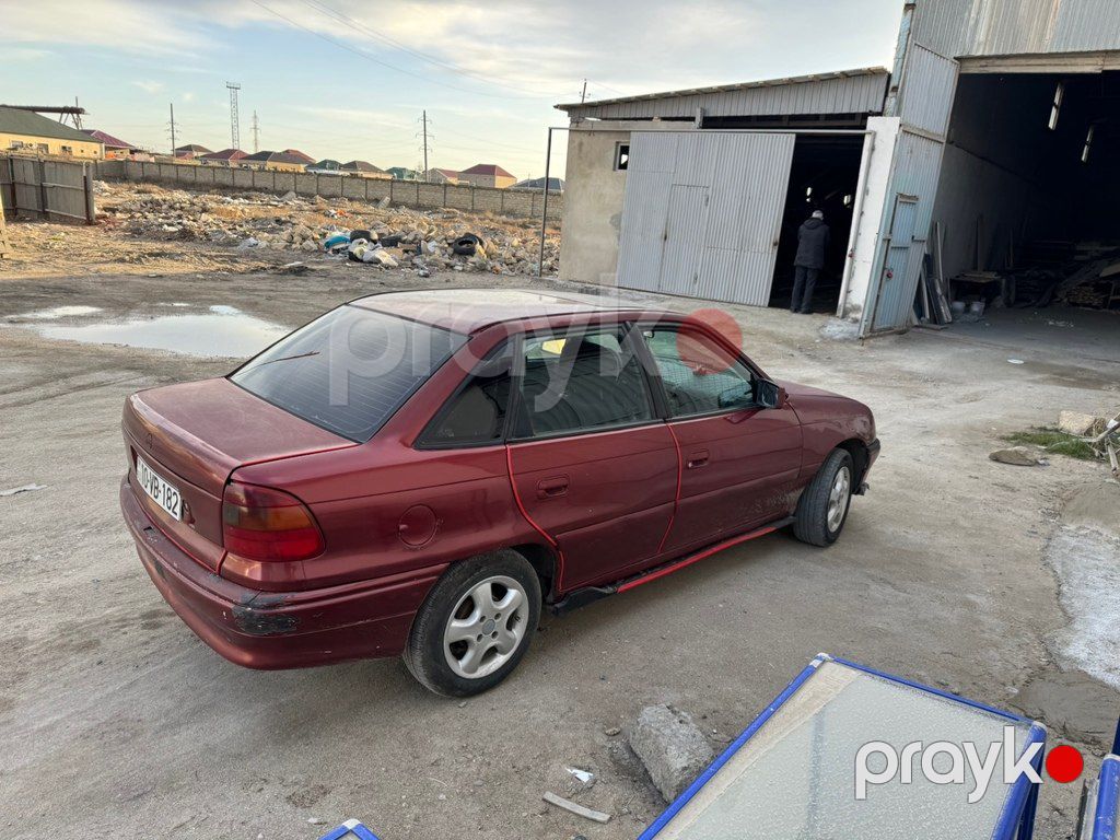 Opel Astra, 1.6 L, 1996 il, 100 000 km — Avtomobillər, Sumqayıt (4)