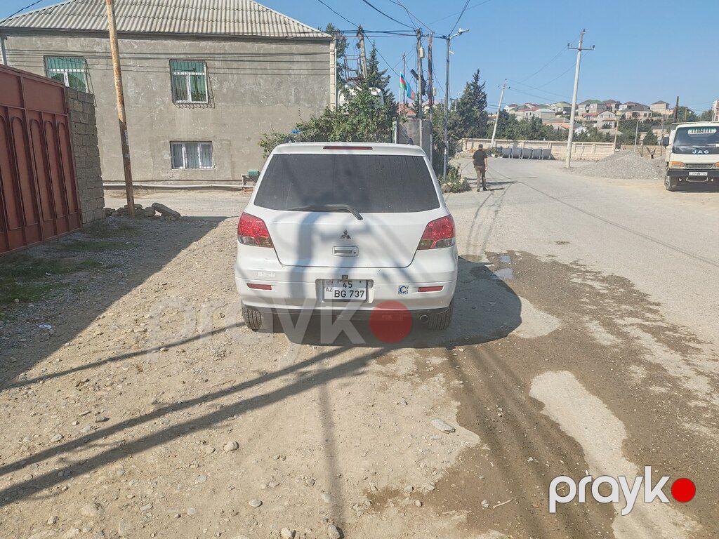 Mitsubishi Airtrek, 2.4 L, 2001 il, 435 218 km — Avtomobillər, Bakı (2)