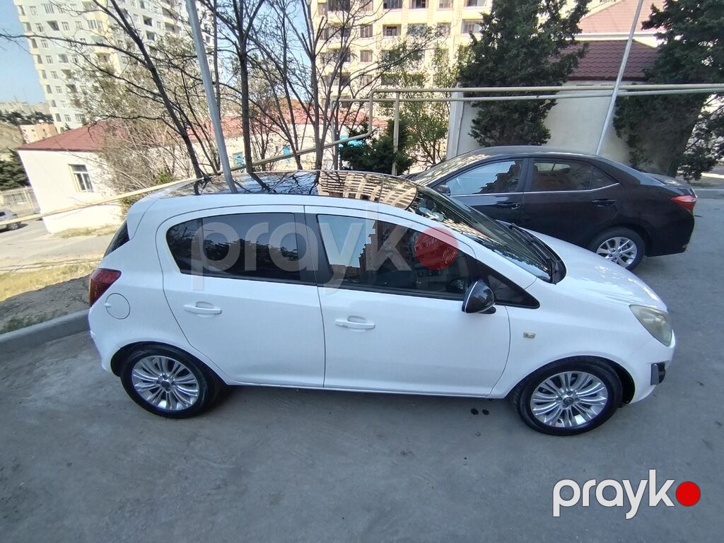 Opel Corsa hatchback – ağ rəng, 5 qapı.2013 il. Motor-1.4 — Avtomobillər, Bakı (3)