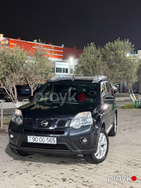 Nissan X-Trail, 2.5 L, 2013 il, 200 000 km — Bakı
