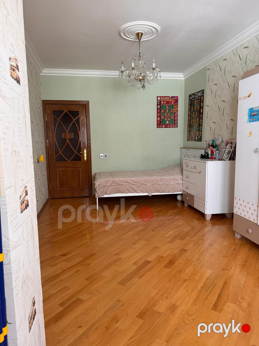 Satılır 4 otaqlı köhnə tikili 102 m² — Mənzil, Bakı (3)