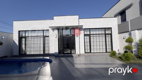 Satılır 4 otaqlı həyət evi/bağ evi 160 m² — Bakı