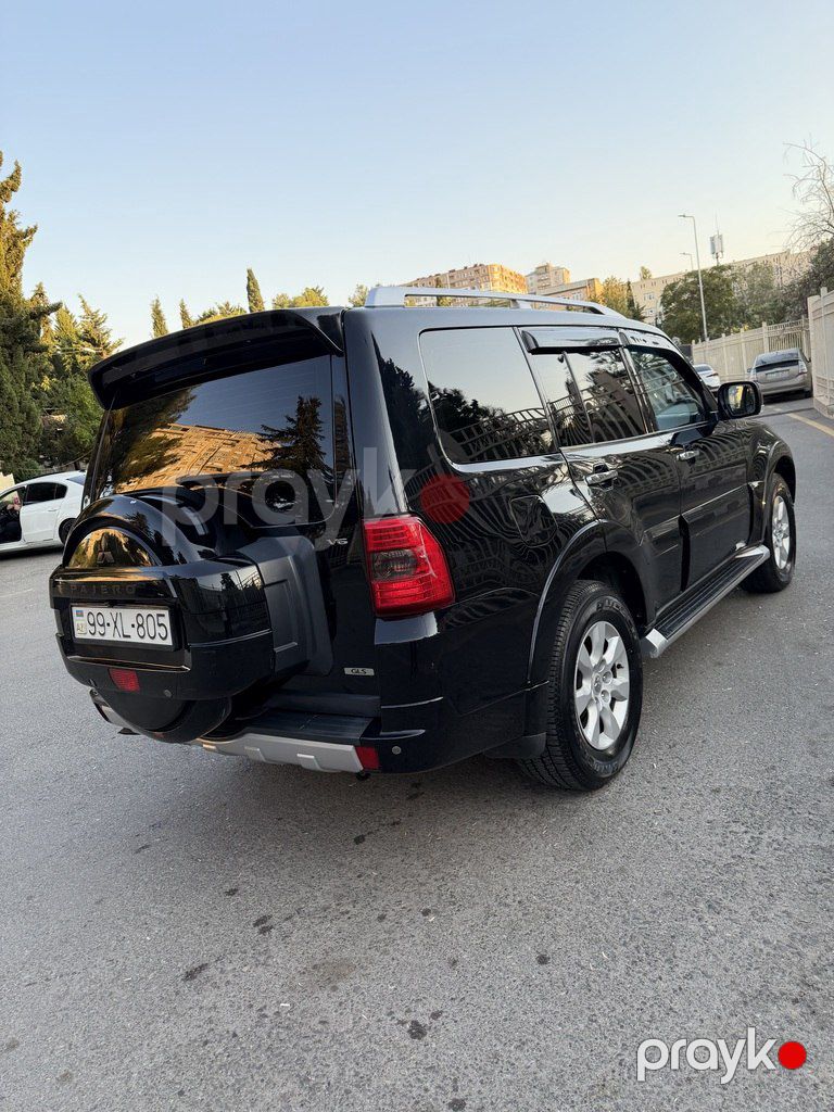 Mitsubishi Pajero, 3.5 L, 2011 il, 228 000 km — Avtomobillər, Bakı (3)