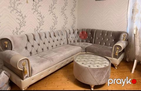 Künc divan. 500 AZN açılmır bazasız ölçü 3*2 ünvan Bülbülə(Aişə) E — Bakı