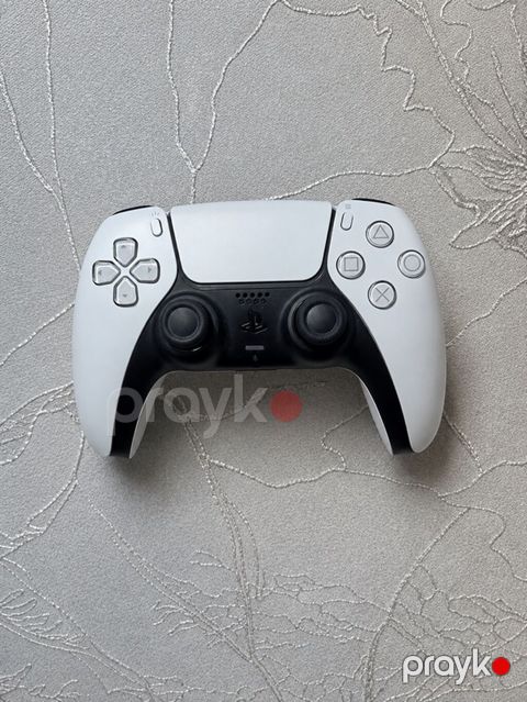 Məhsul: Sony PlayStation 5 DualSense simsiz oyun pultu (CFI-ZCT1W — Bakı