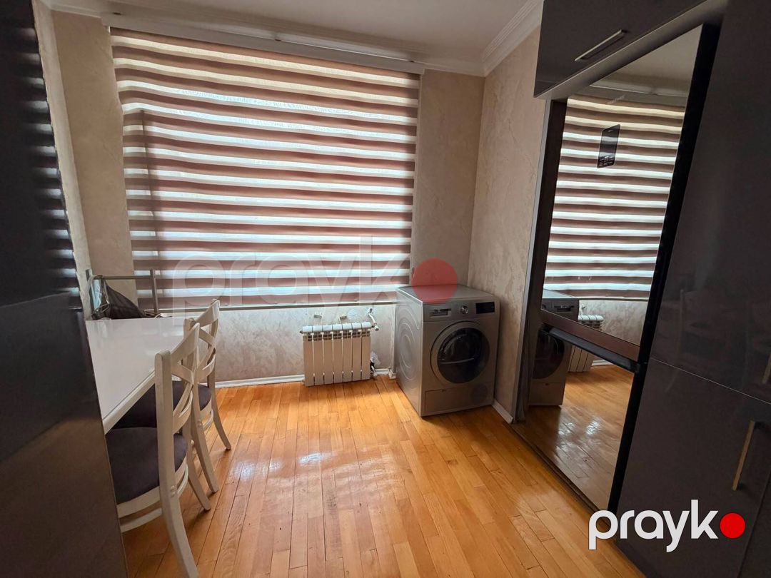 Satılır 4 otaqlı köhnə tikili 111 m² — Mənzil, Bakı (10)